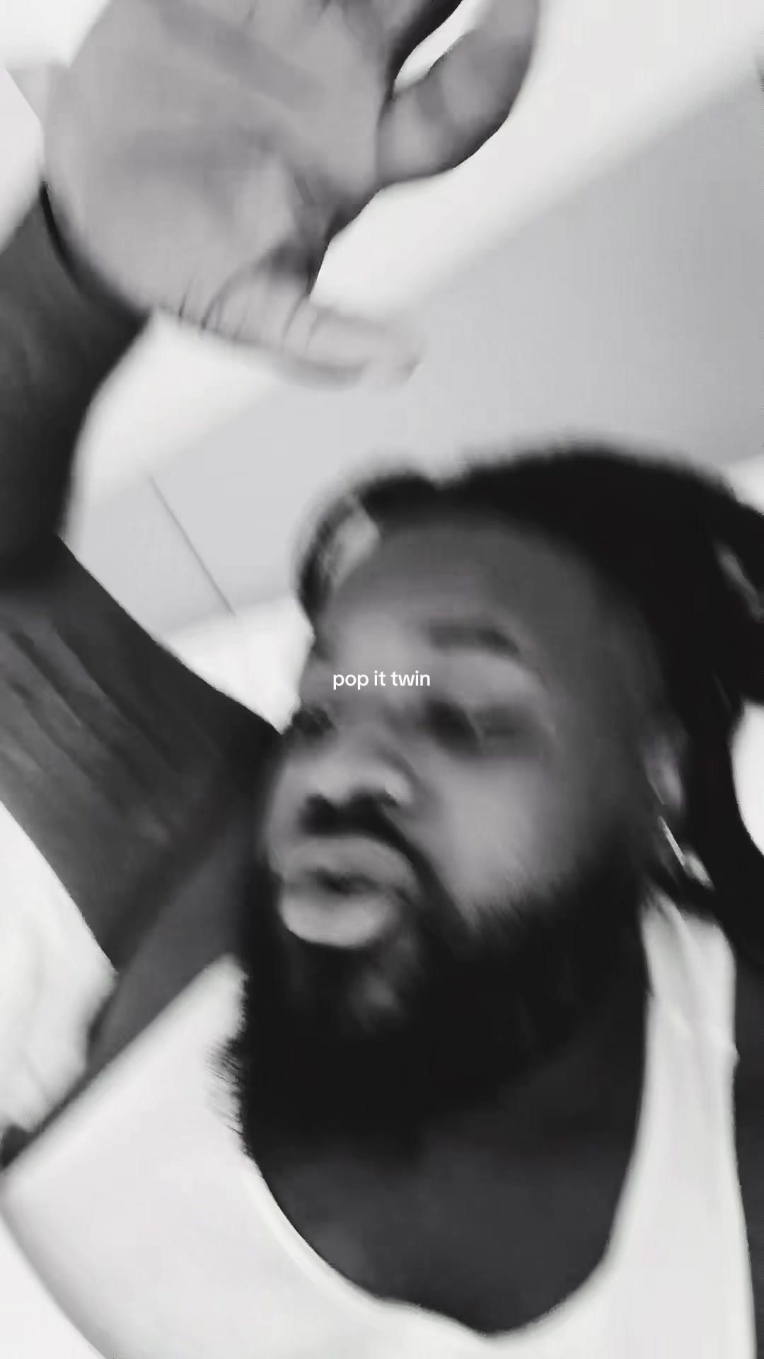 @Shaqq