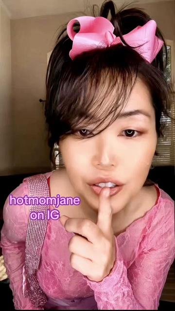 @hotmomjane fan