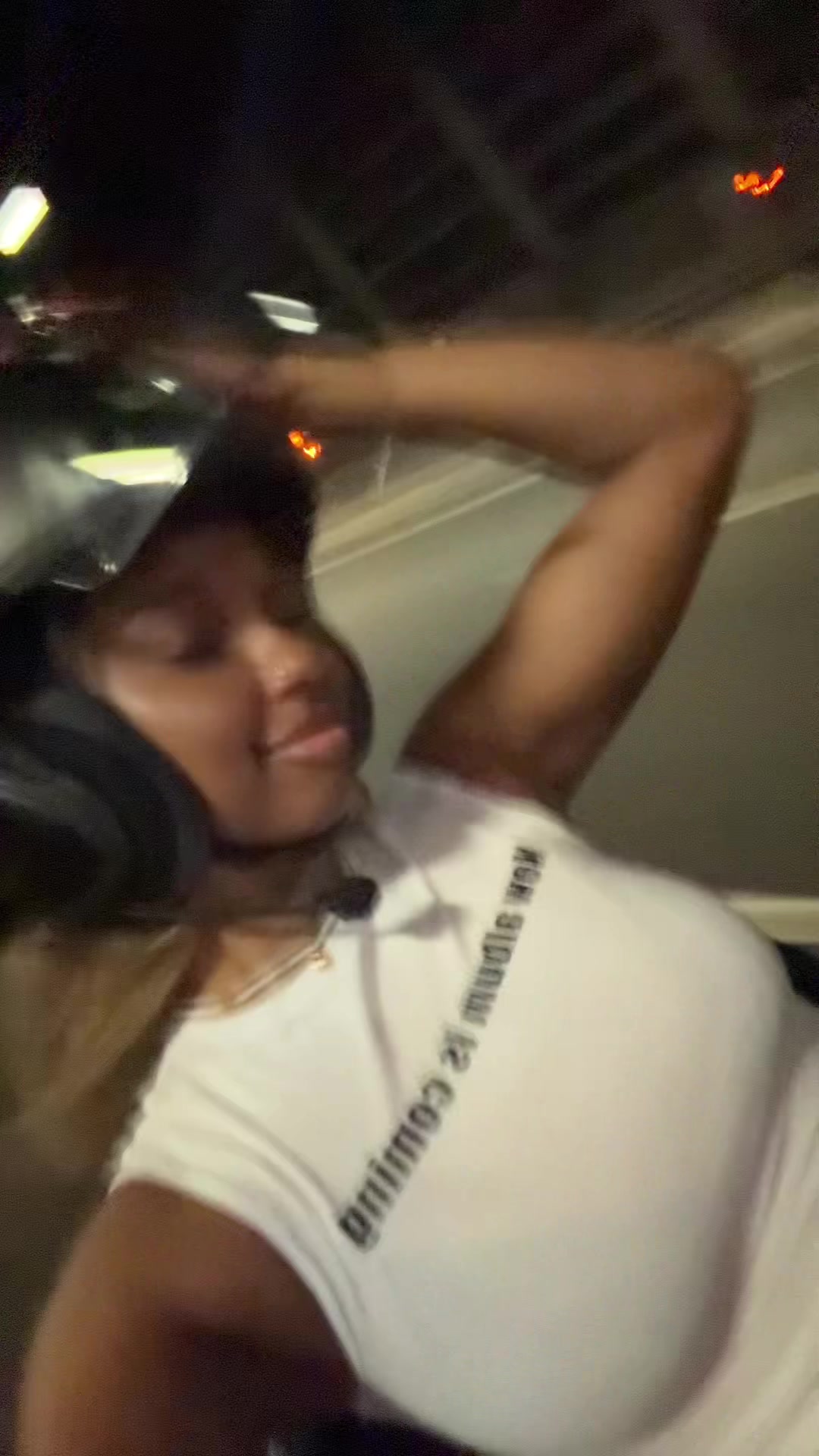 @Ronisia
