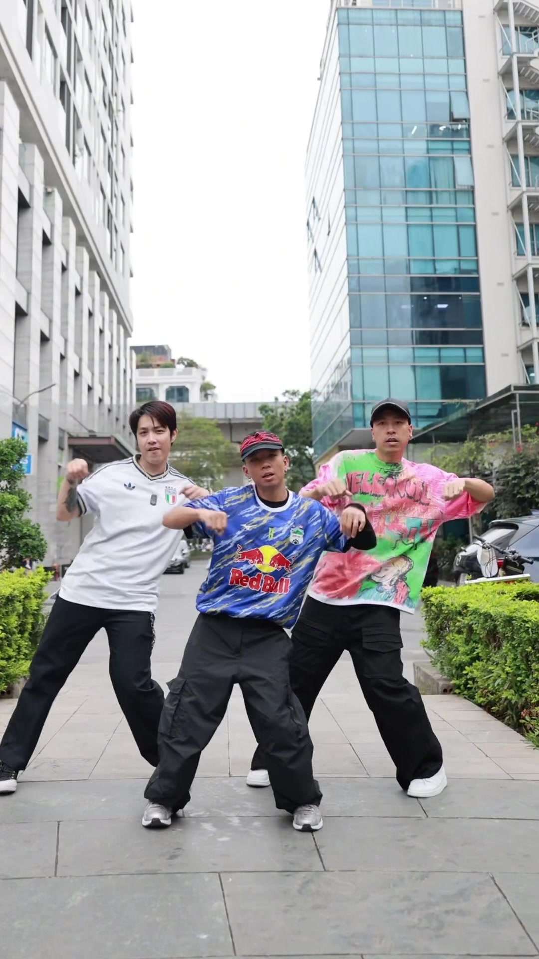 @C&ocirc;ng Zẻo 🐍