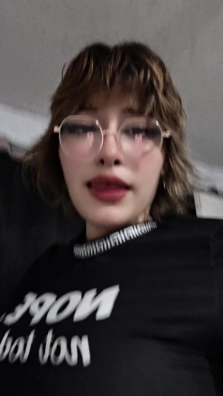 @𝔊𝔦𝔯𝔩𝔶𝔡𝔞𝔯𝔠𝔨