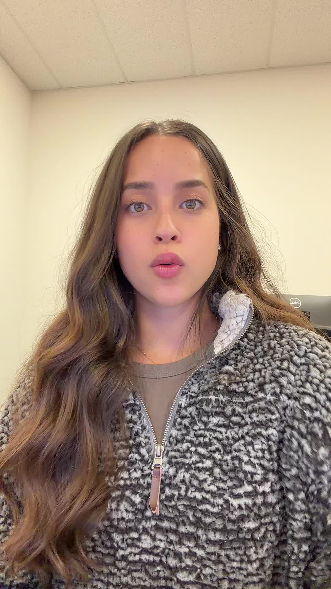 @mellmarquezz