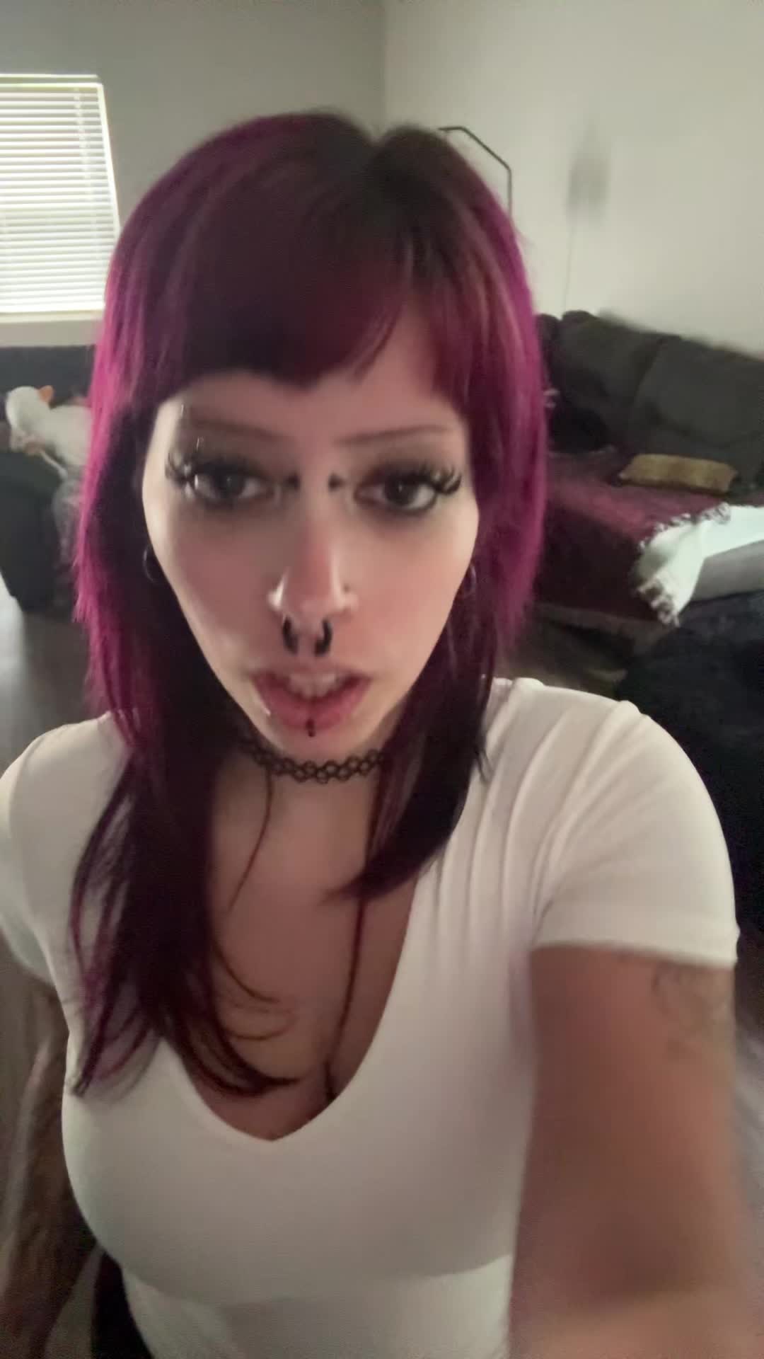 @JaneSpookyHot