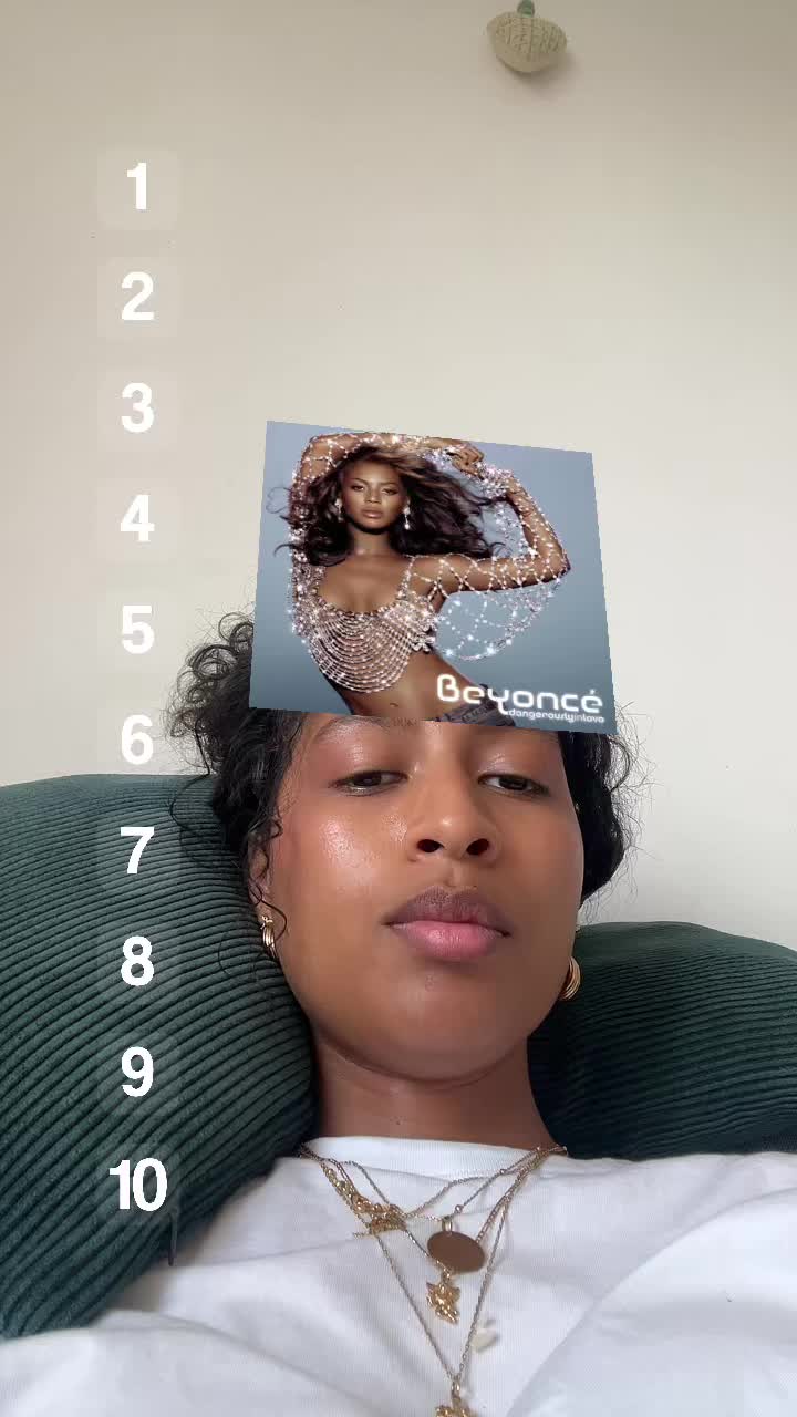@Lalyoncé