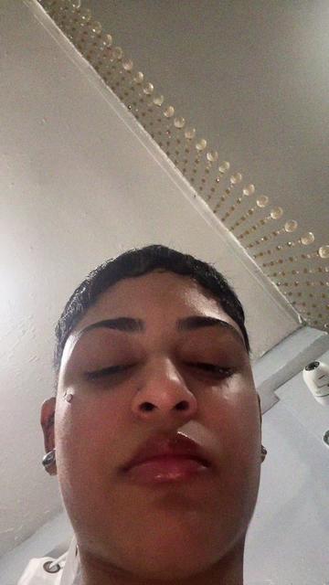 @jokesandgiggles25