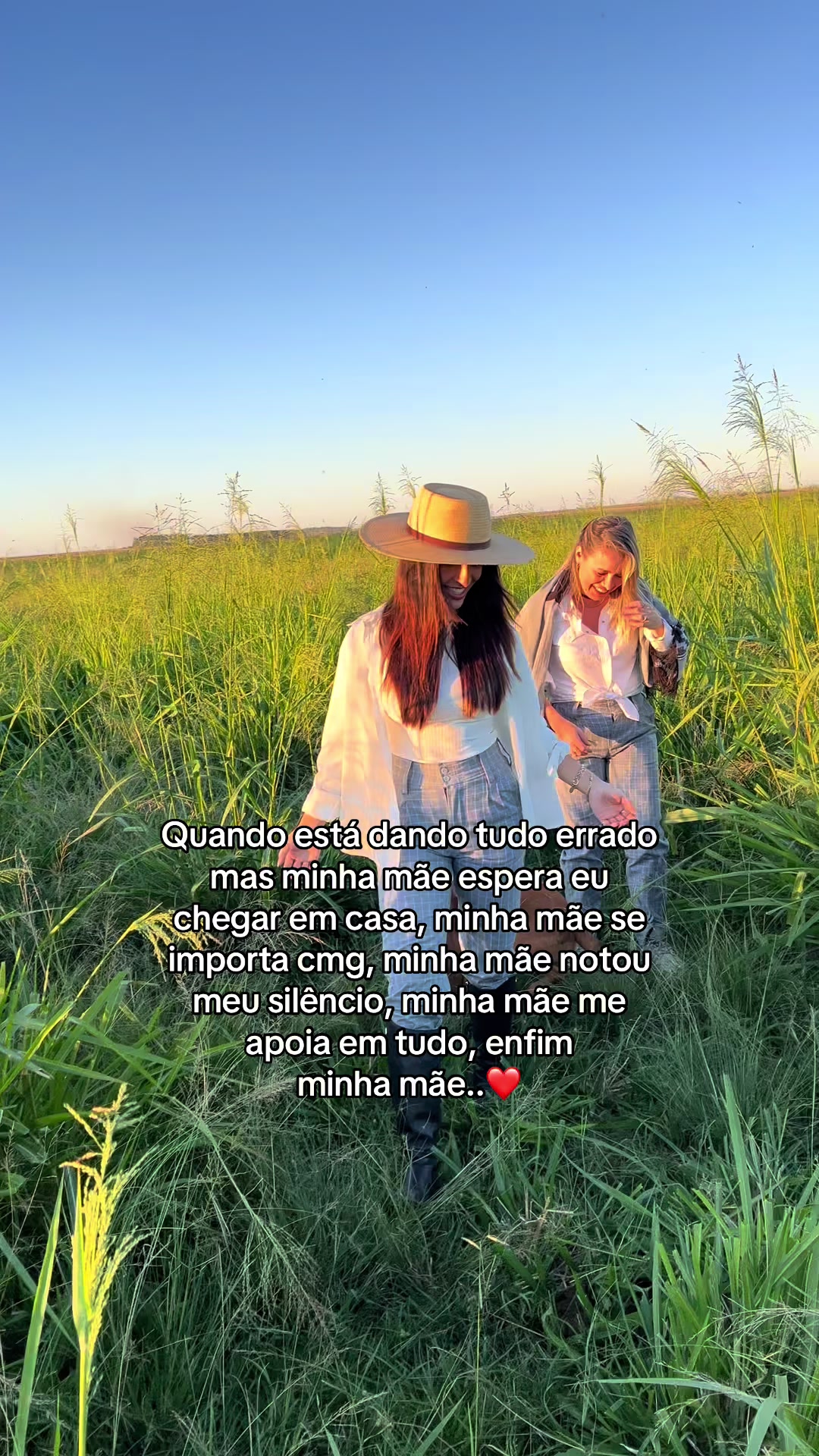 @joannaescobar_