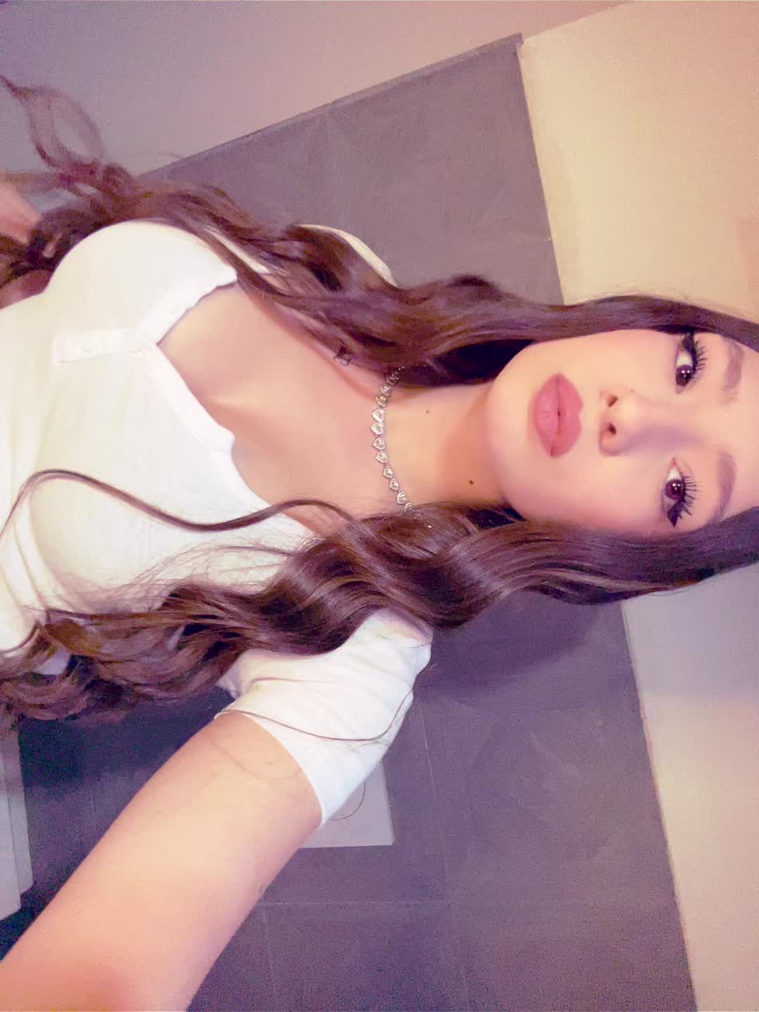 @adela🇦🇱