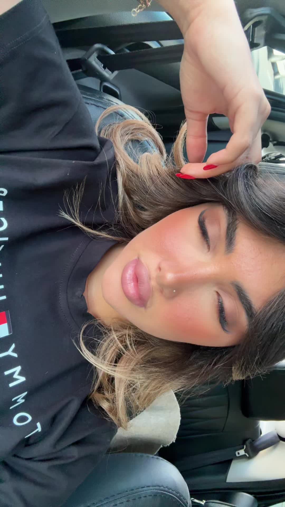 @yasna_moradi