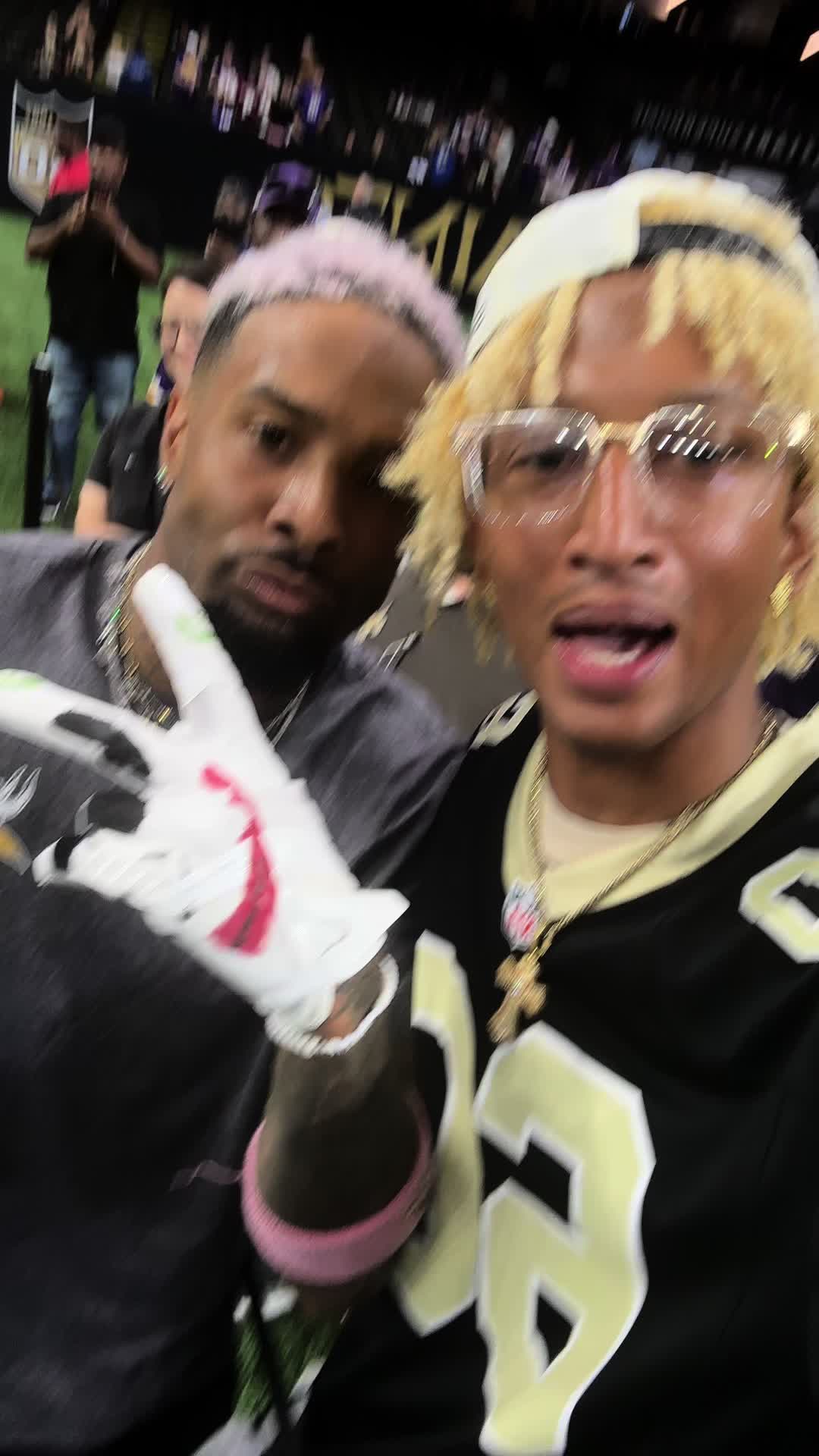 @KrazyBlondeboy