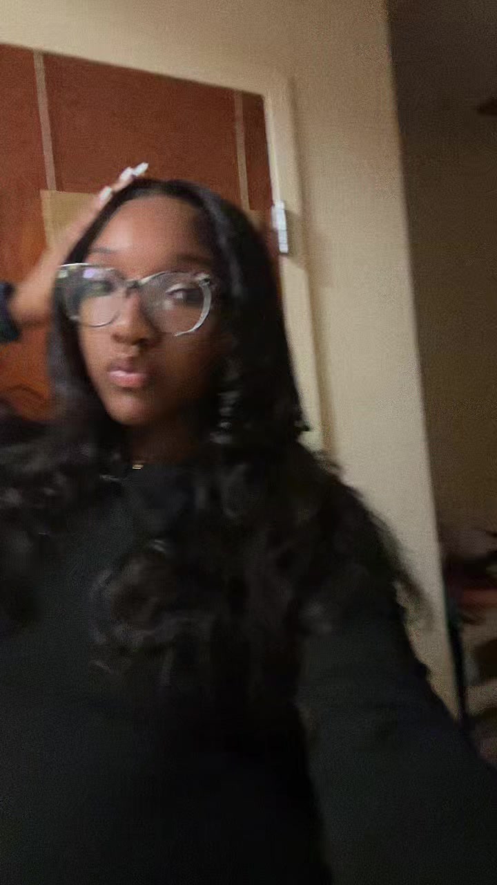 @_makenzierenee