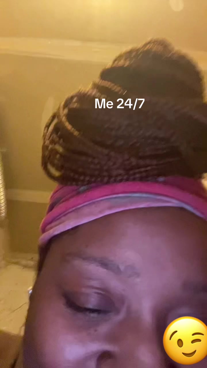 @Dee_nuggss