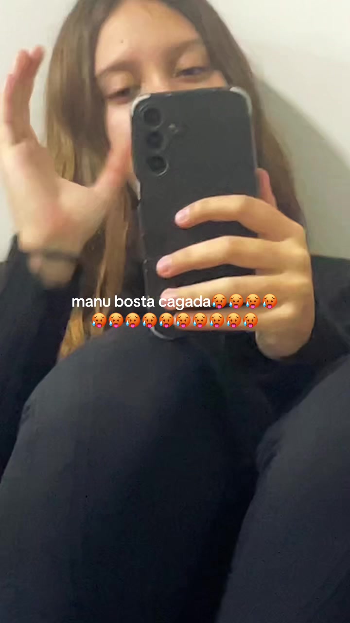 @oque a manu faz?