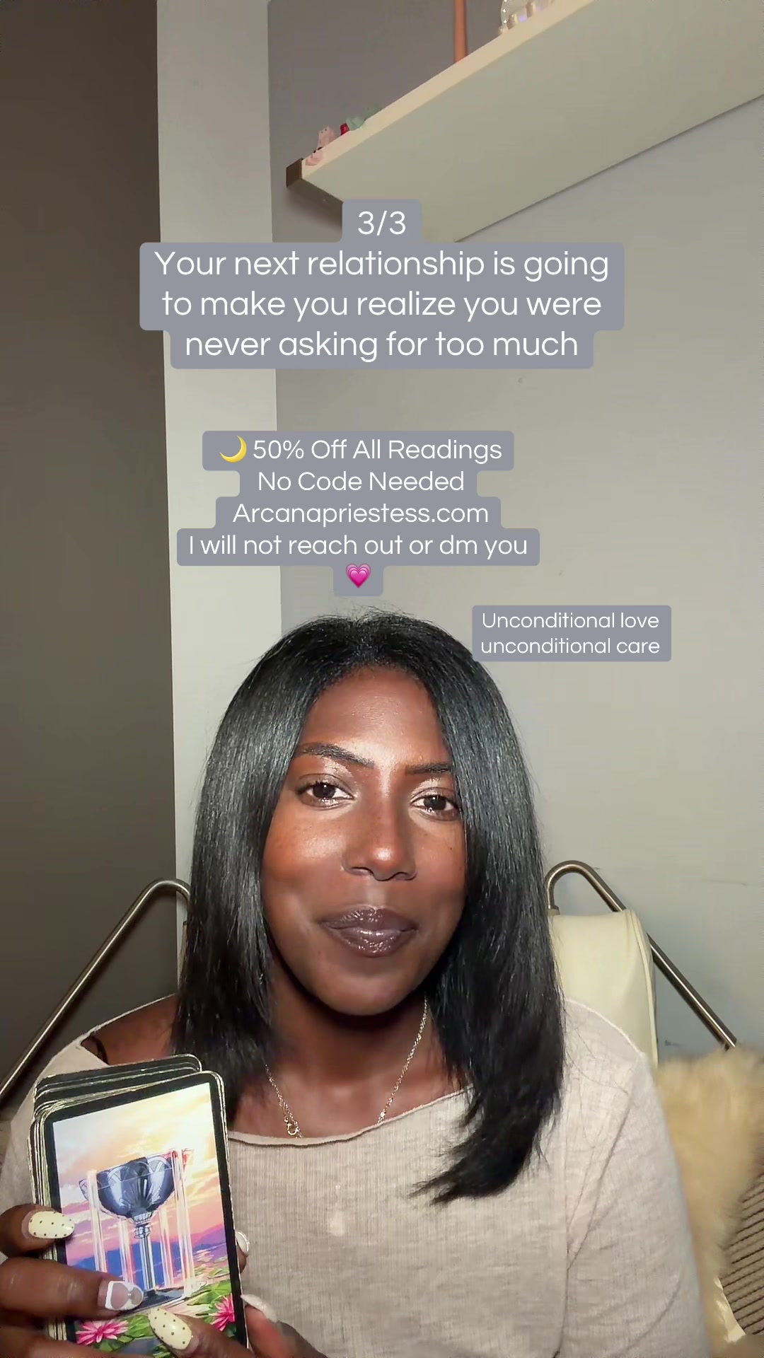 @Arcana Priestess Tarot Reader