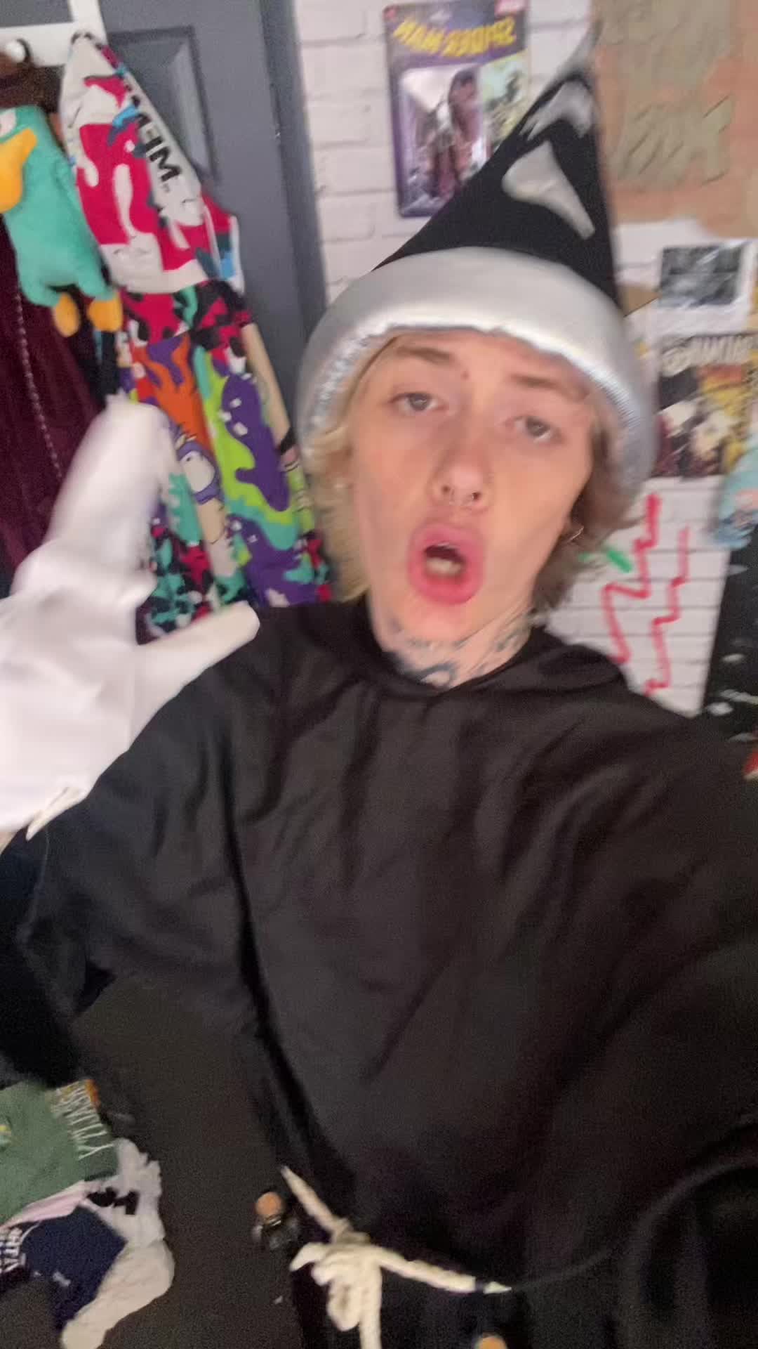 @Billy is bored