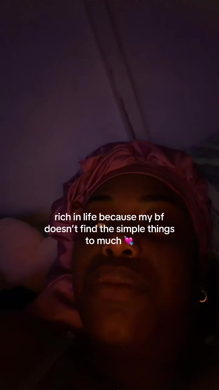 @𝔃𝓮𝓮🎀