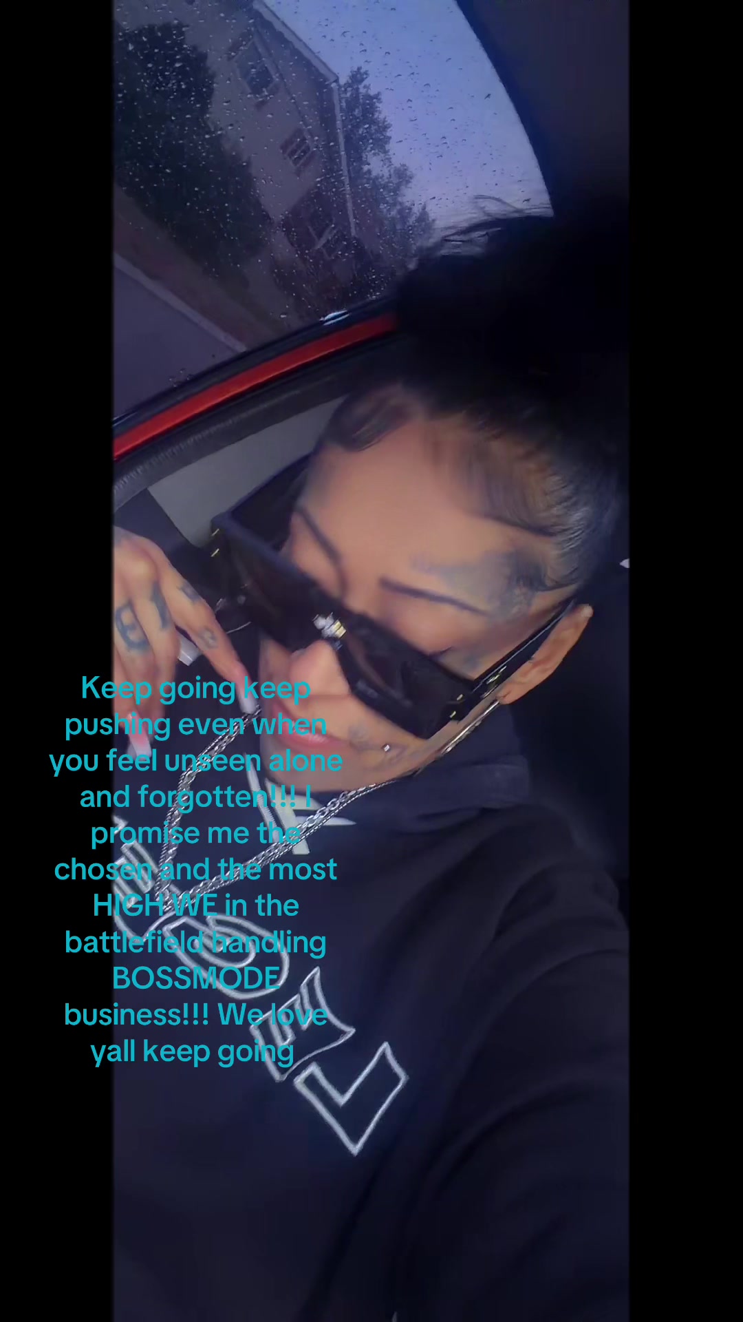@SheWalksBetweenWorlds