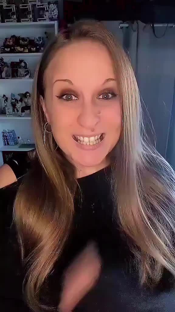 @Elise