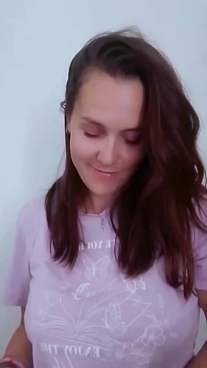 @🦋 Elodie ✨