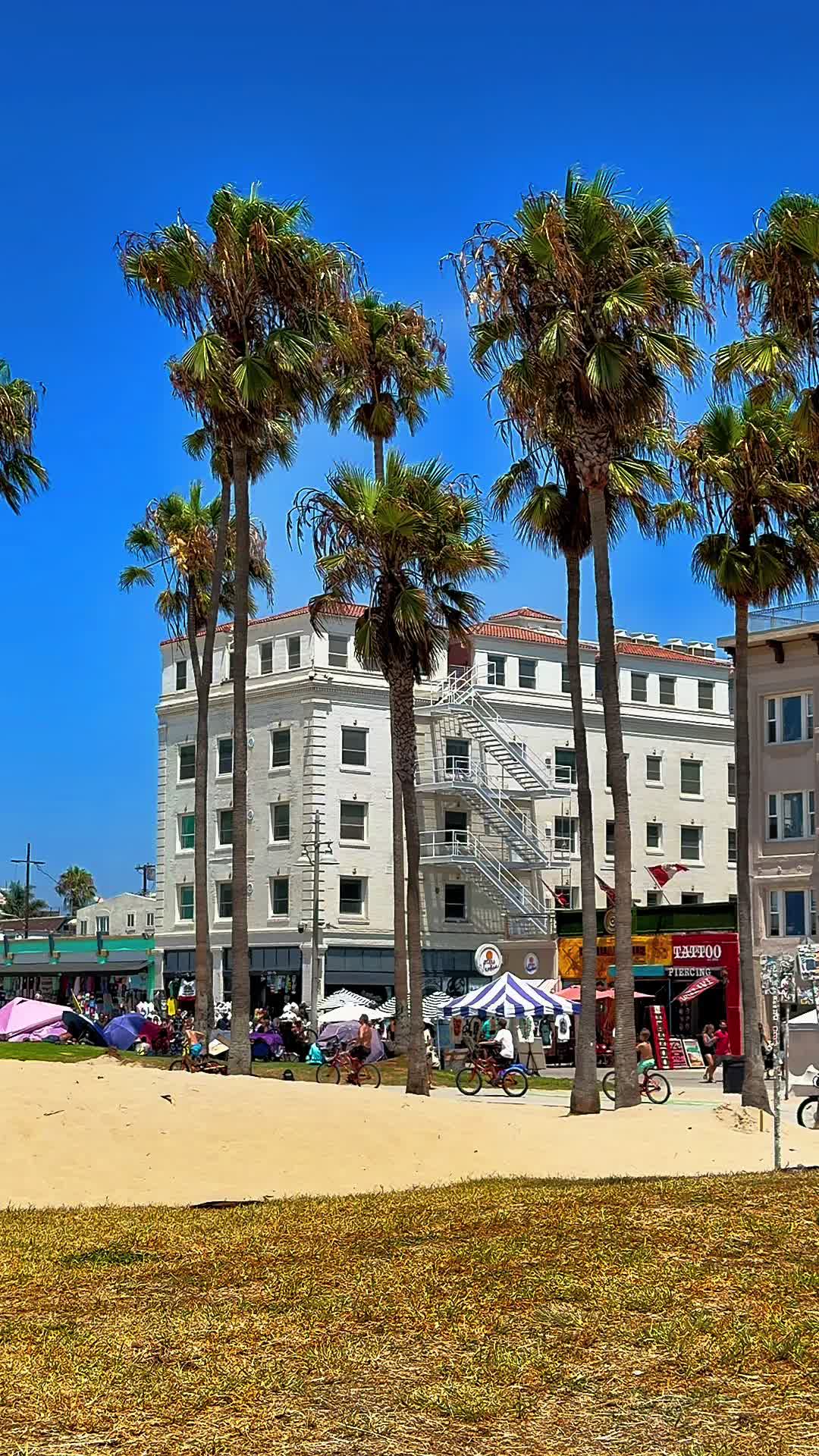 @Venice Beach Boardwalk
