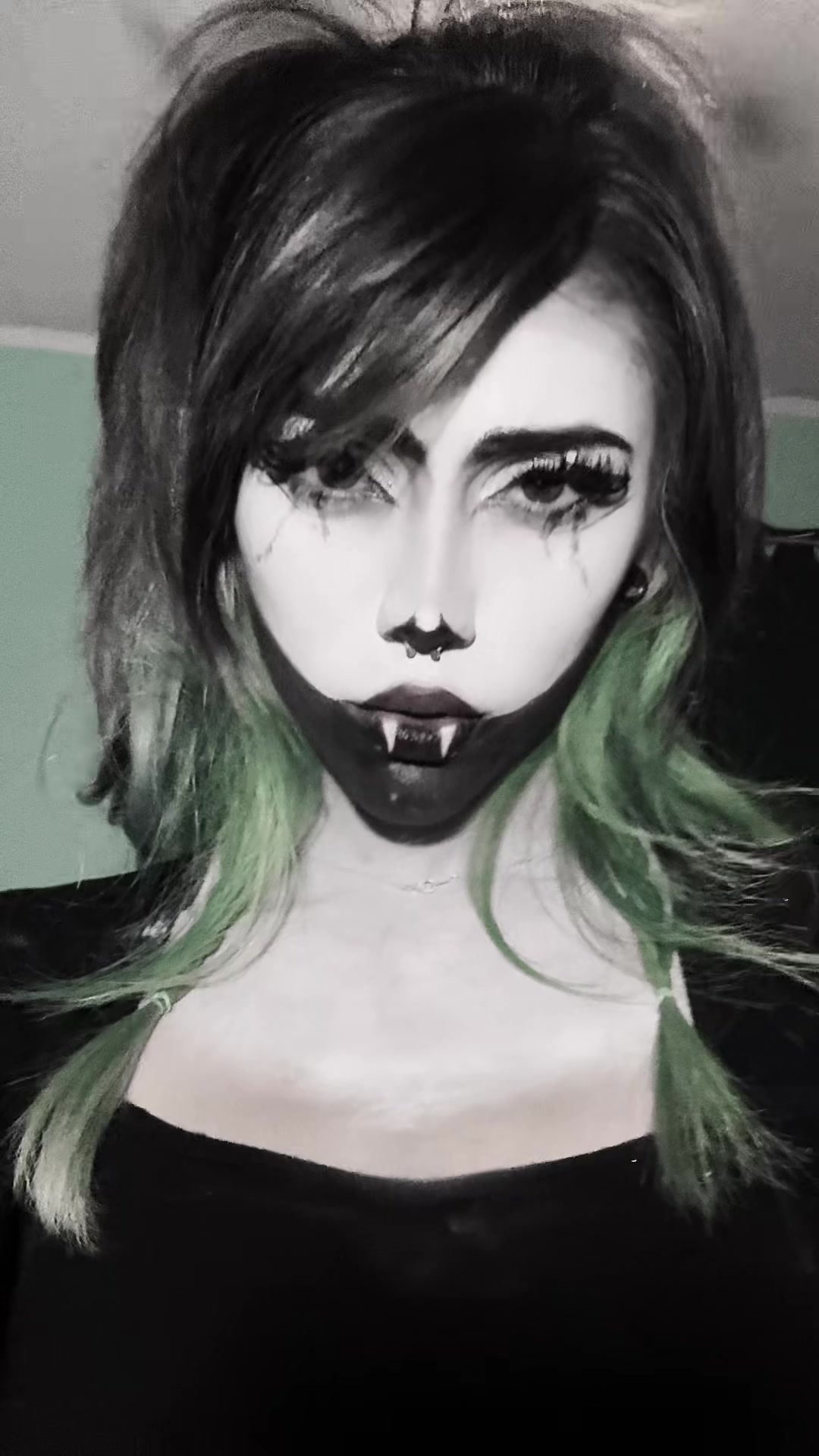 @Rhy