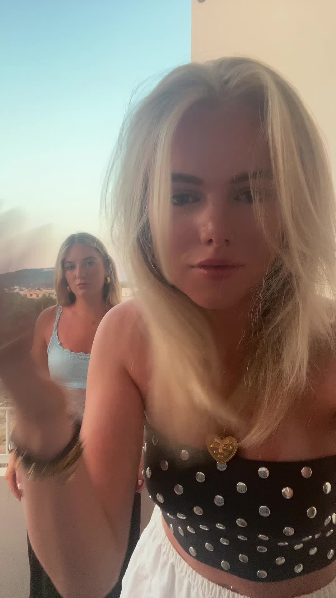 @Roos 🚀❤️&zwj;🔥💥