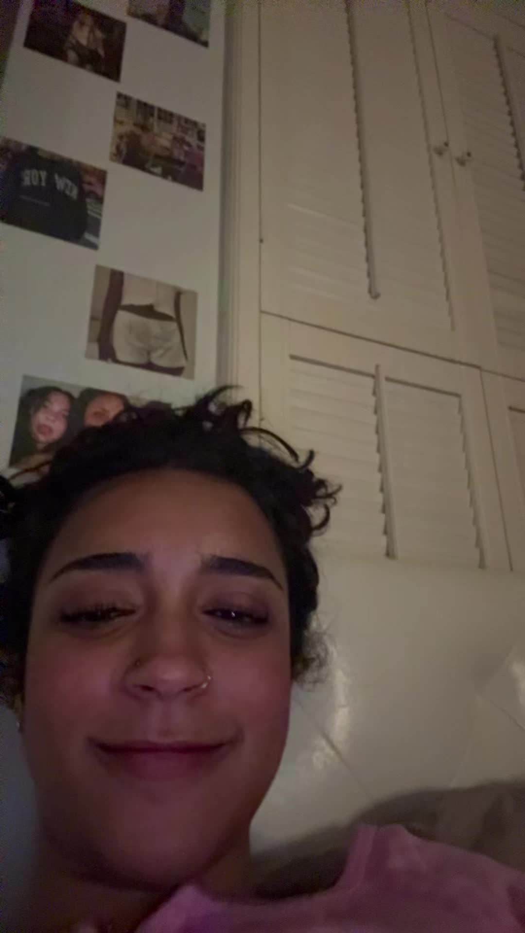 @👣👣