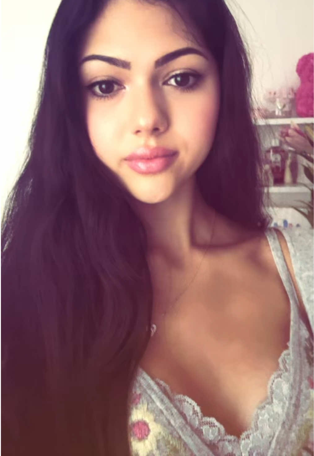 @nicoleporeba