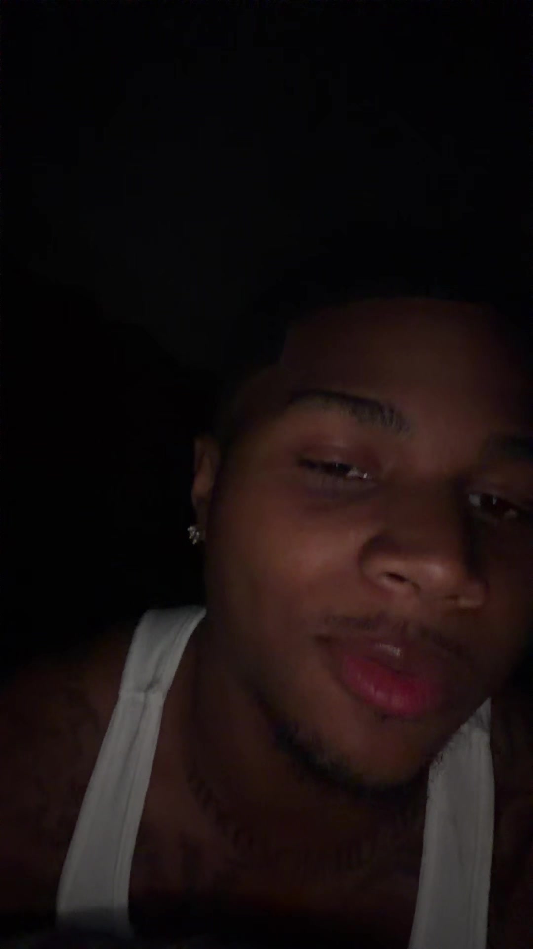 @_deewho