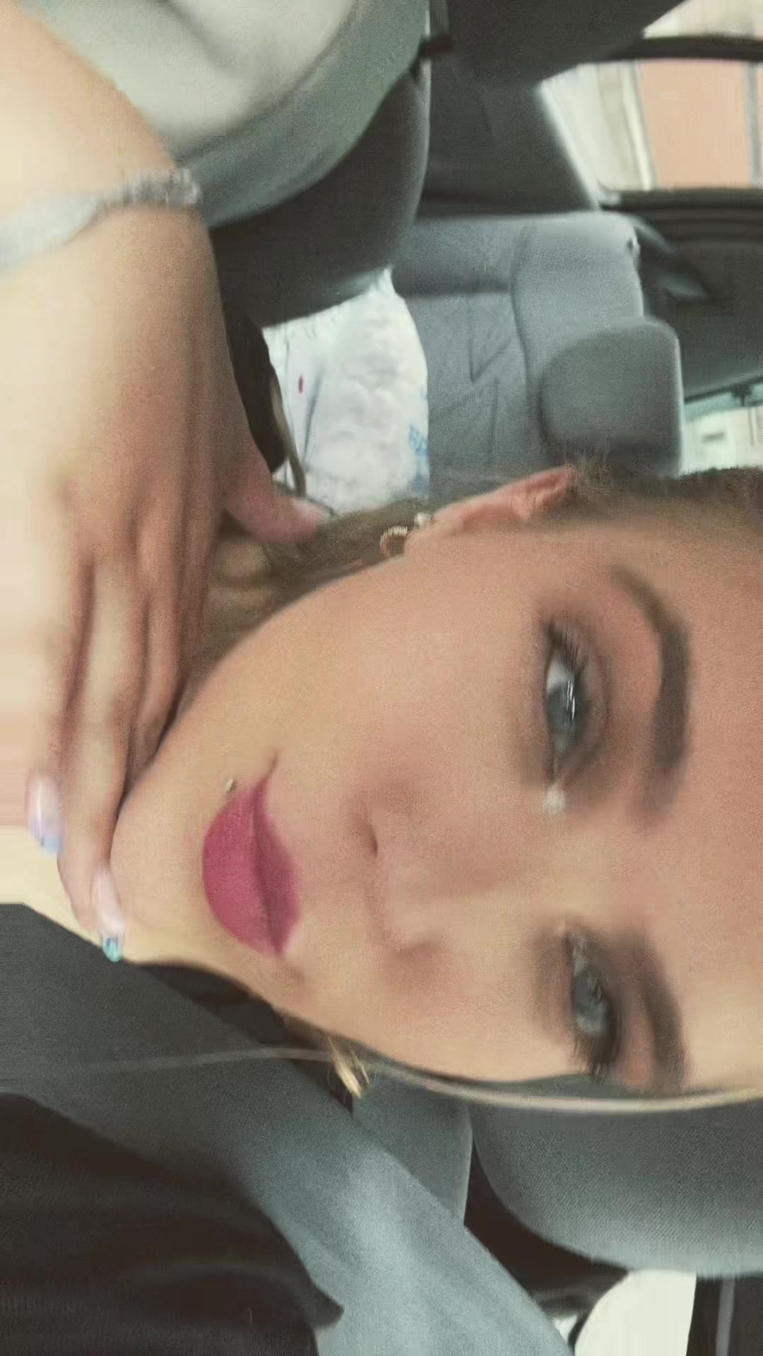 @Melinda24