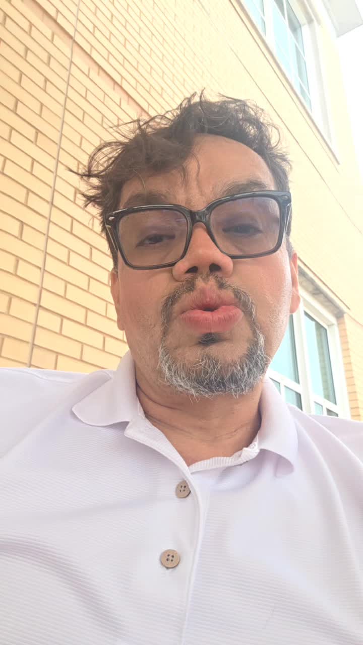 @lucas valero