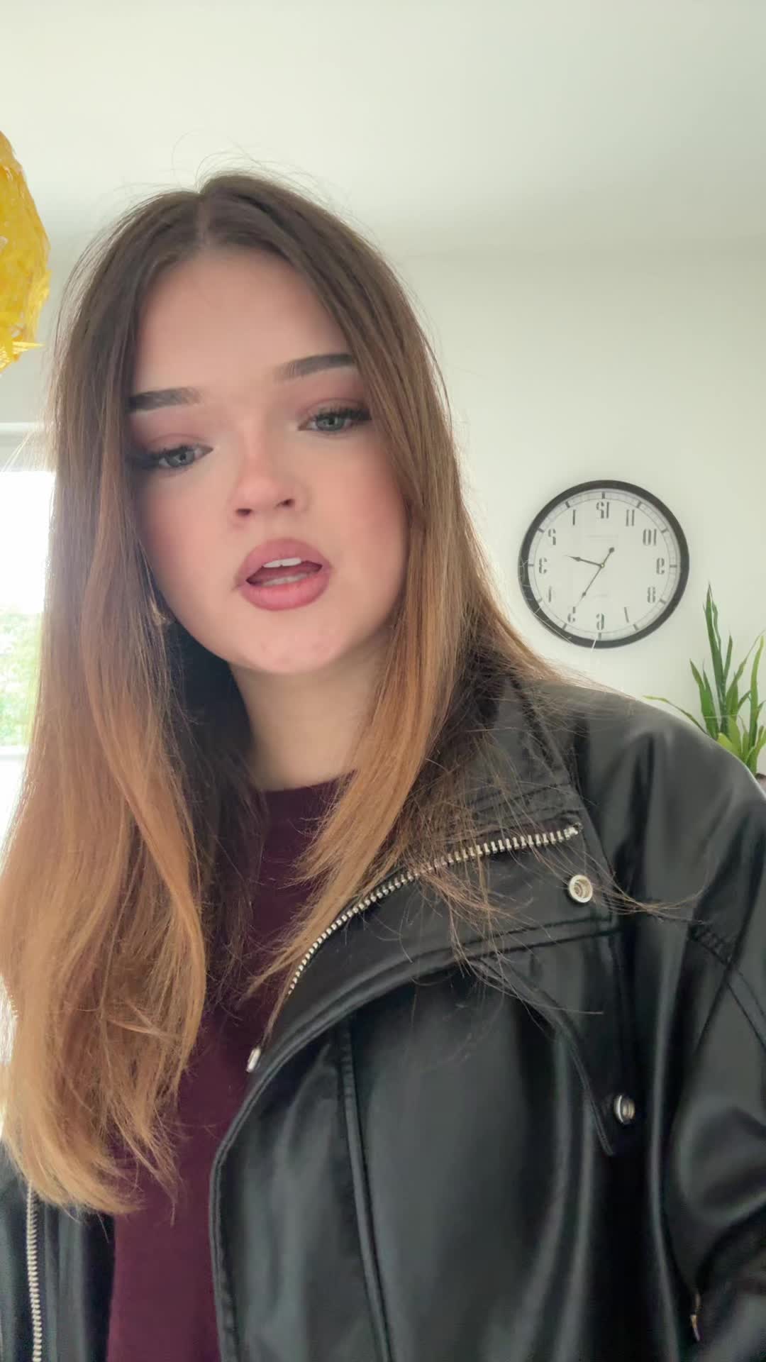 @Ig: _emili.lid
