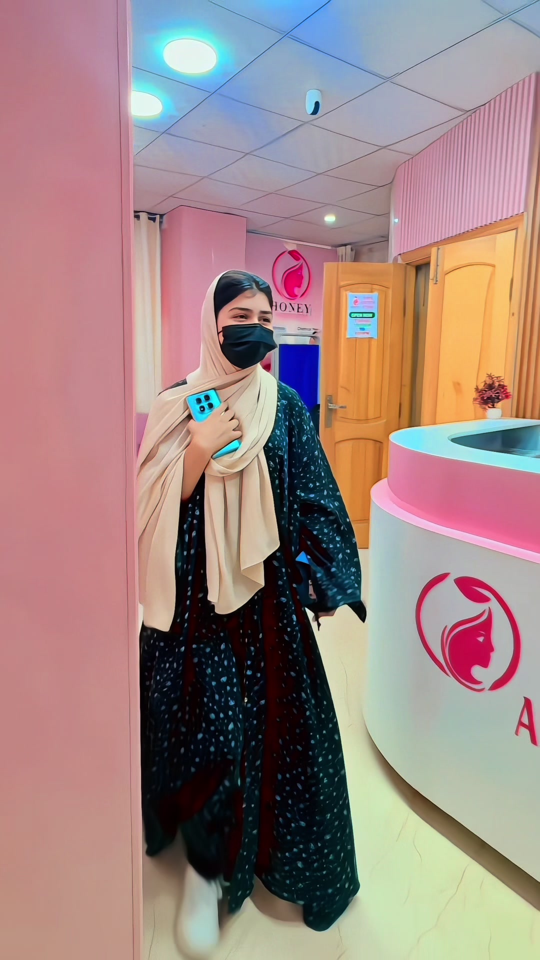 @Honey Aesthetic Studios