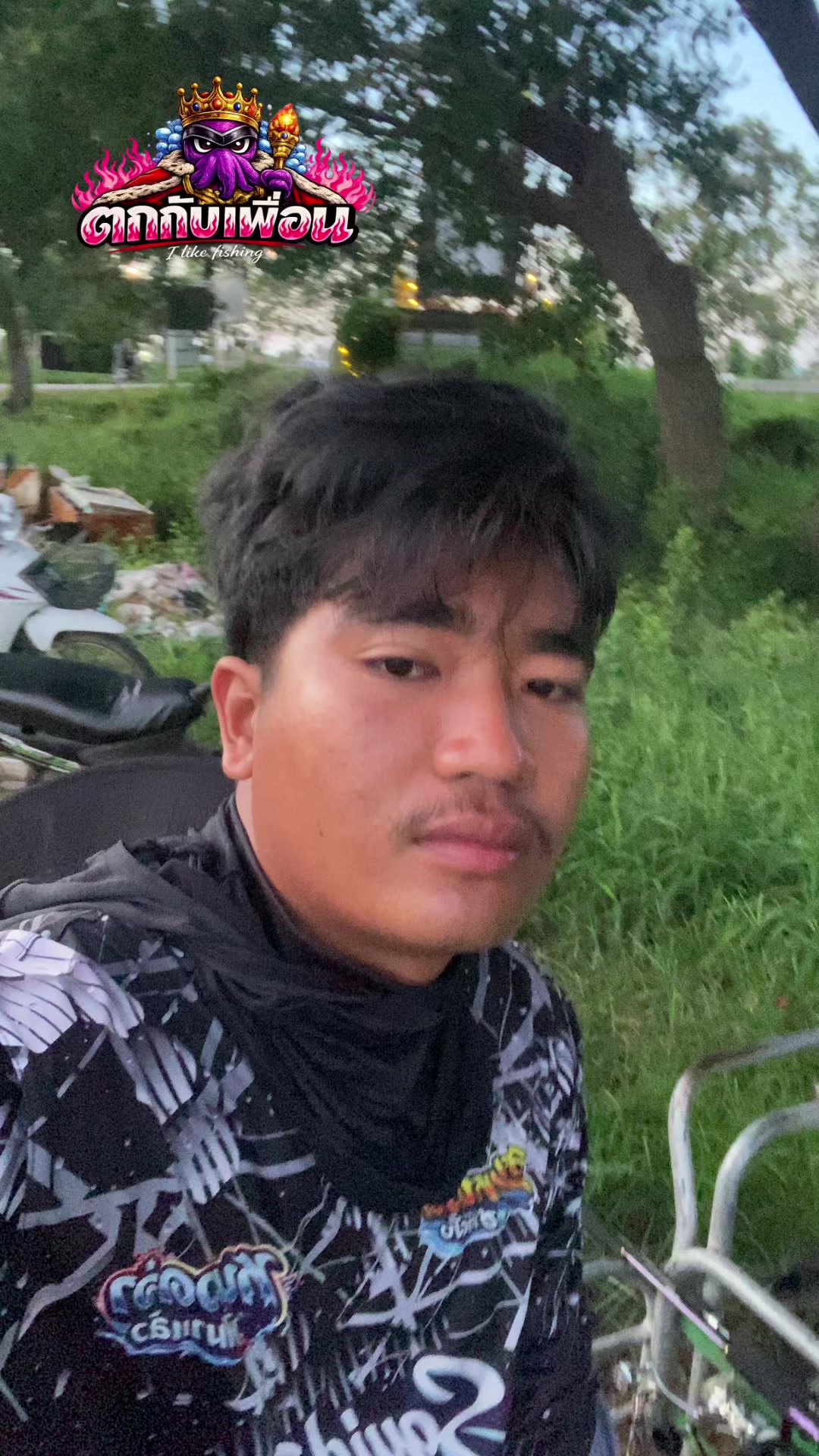 @ตกกับเพื่อน🦑 (likes fishing)