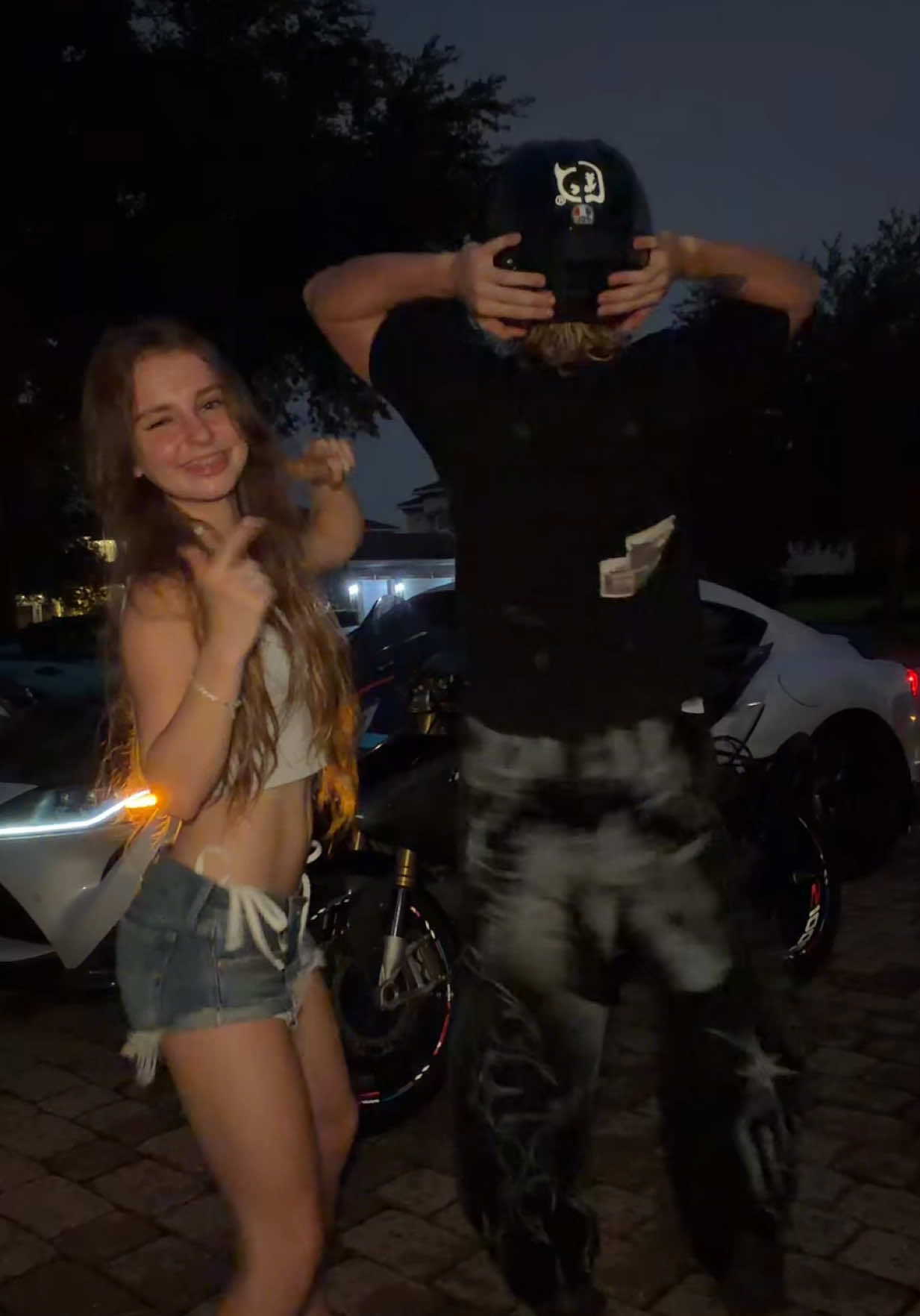 @DancingMoto