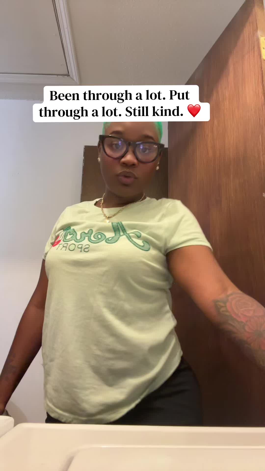 @50ShadesOfNia