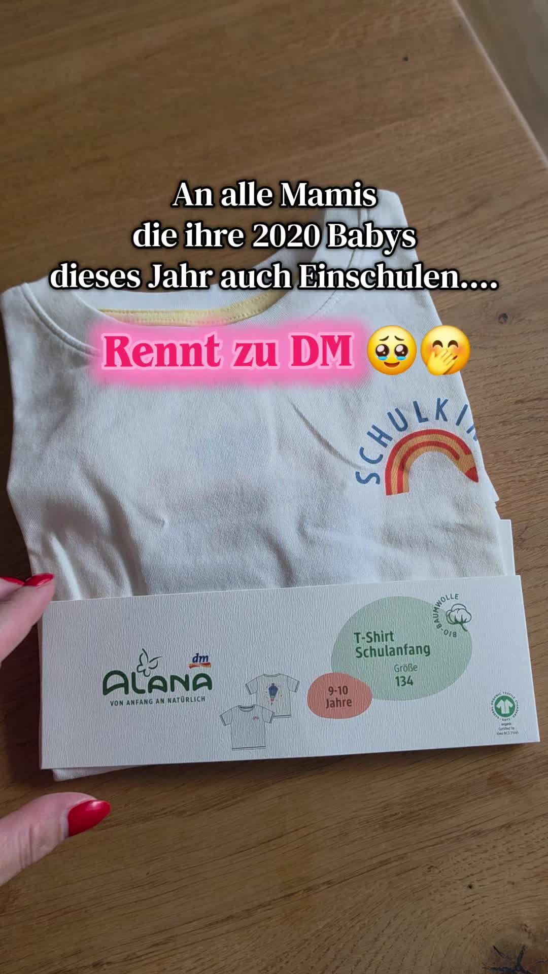 @iamSophia_89
