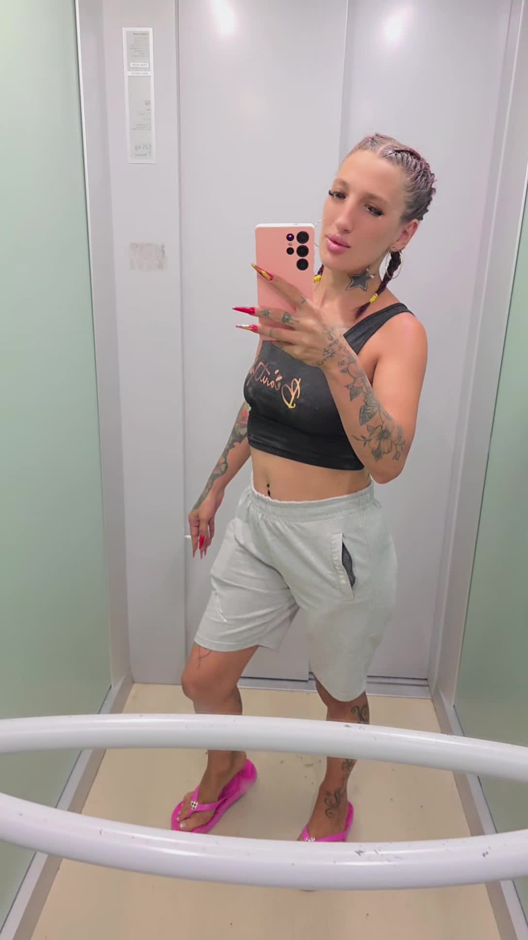 @KARMA 🤫