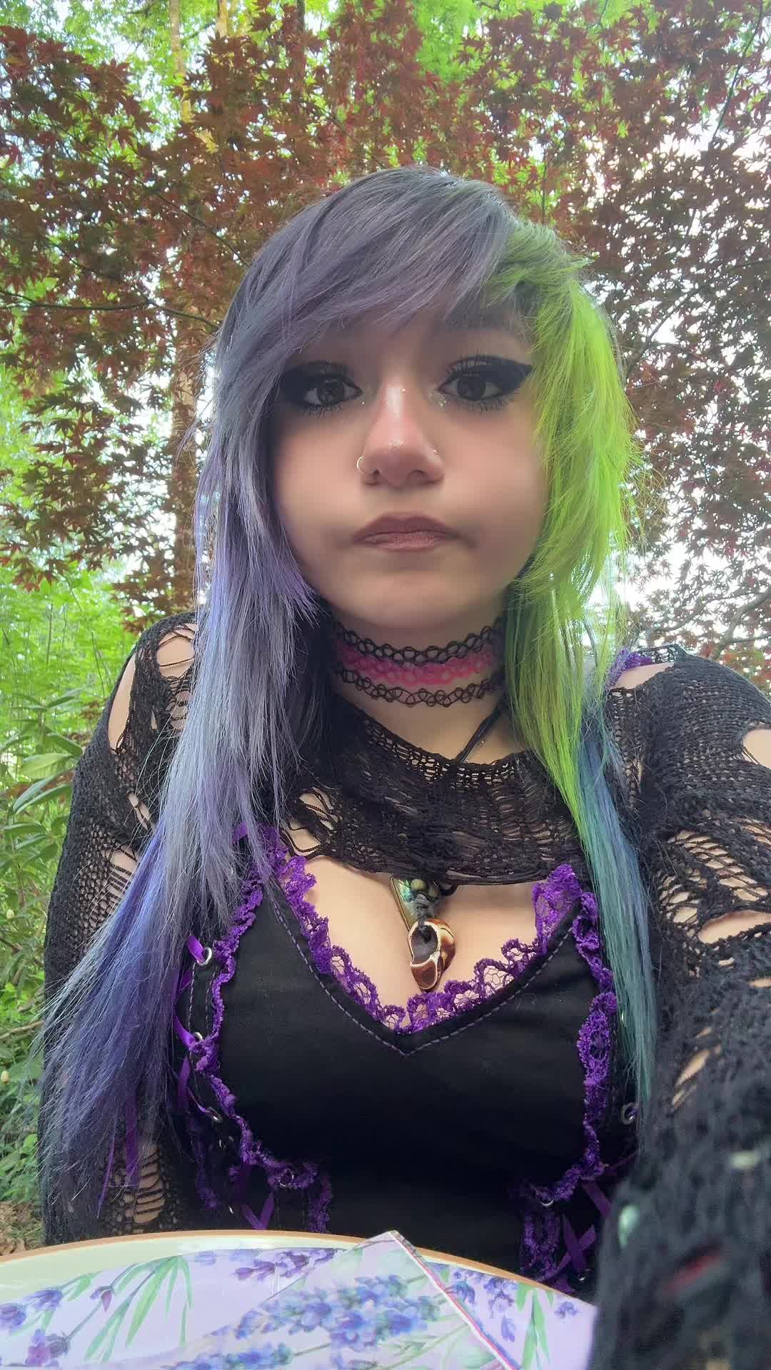 @Catl0ser