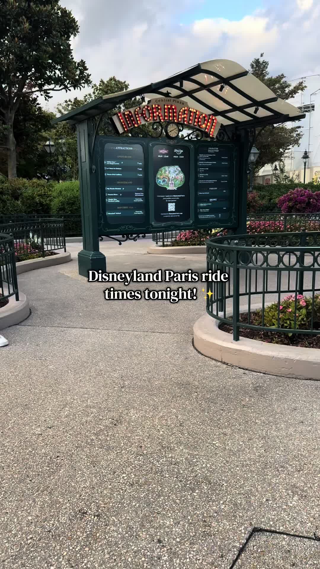 @themousemoments