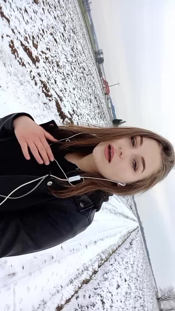 @Blondiii