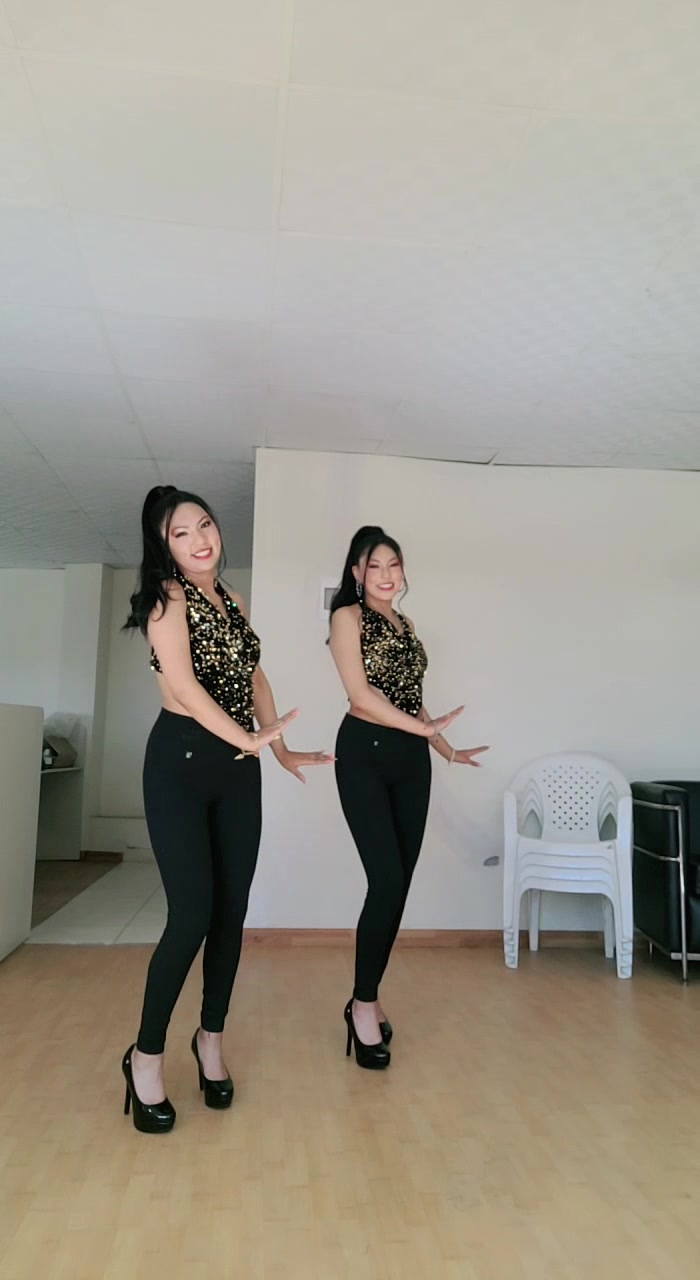 @Emili y Jazmin💖