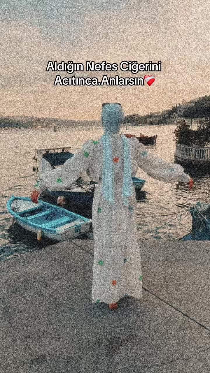 @🖤