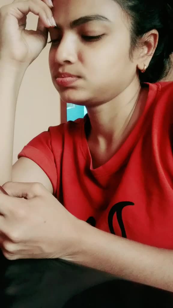 @Vaishu_cherie