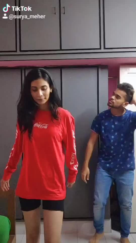 @divyasushma
