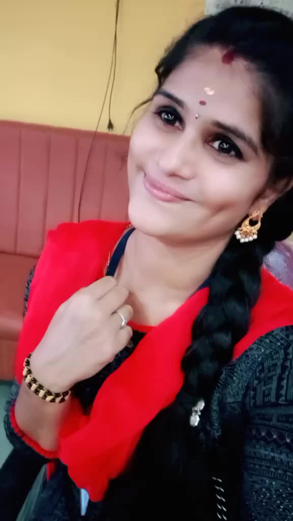 @😊Renu😊