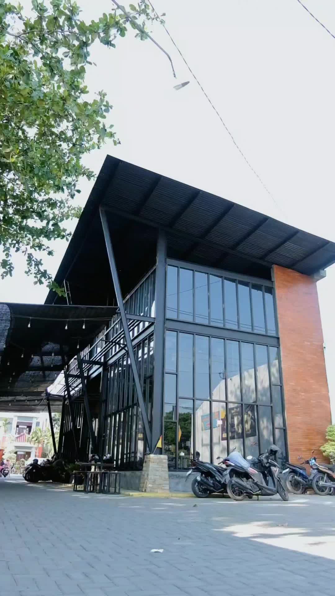 @Irons Cafe & Waterpark