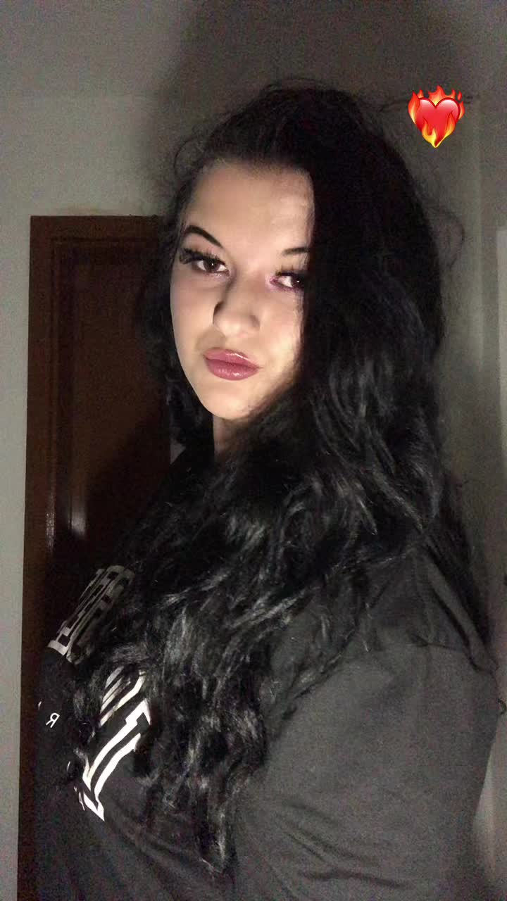 @petronela_🖤