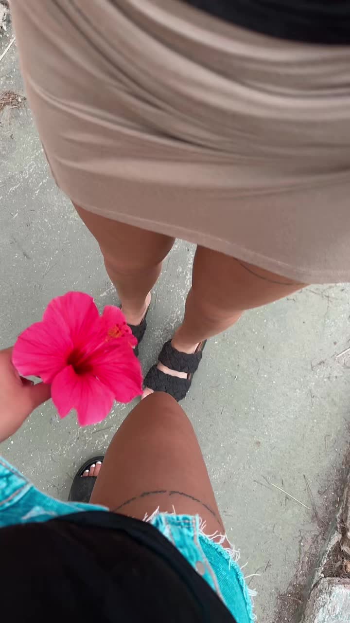 @ellaayyad 🥂