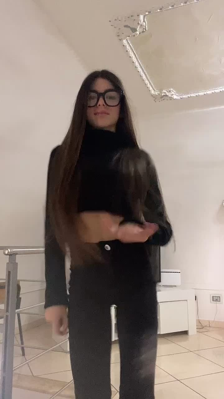 @👧🏻