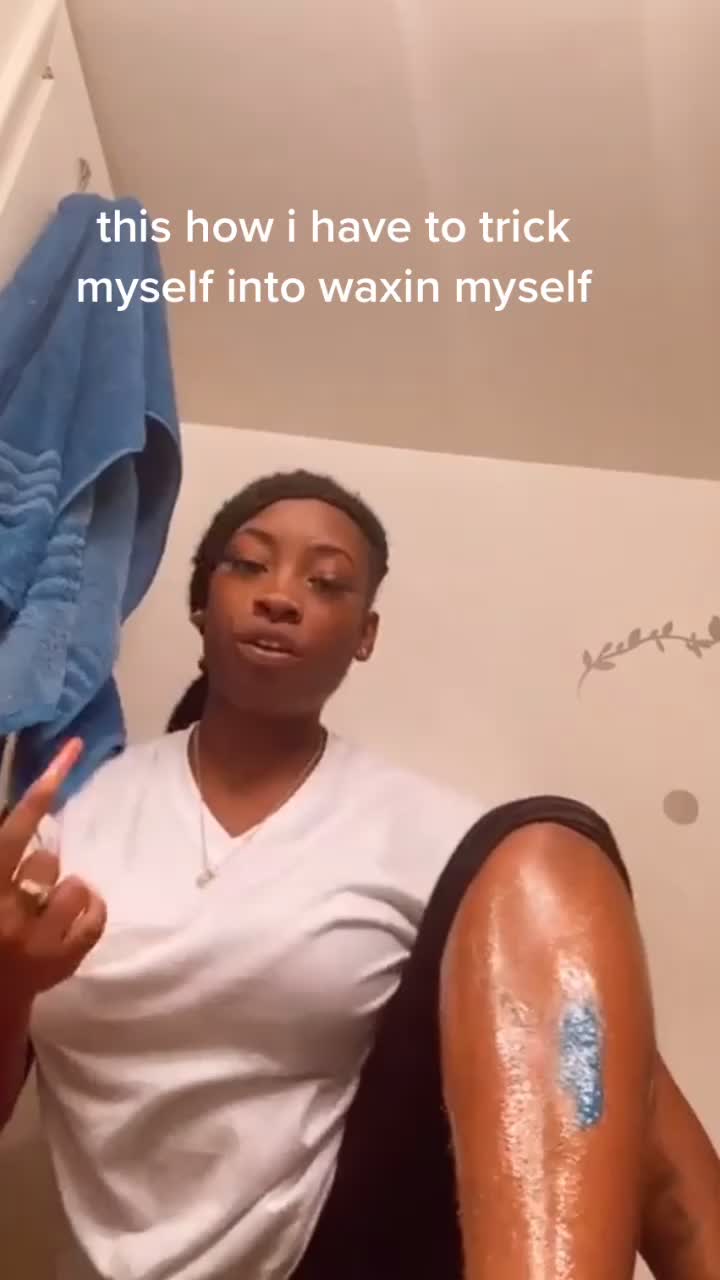 @La'Nae Bae